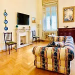 House Villa Borghese