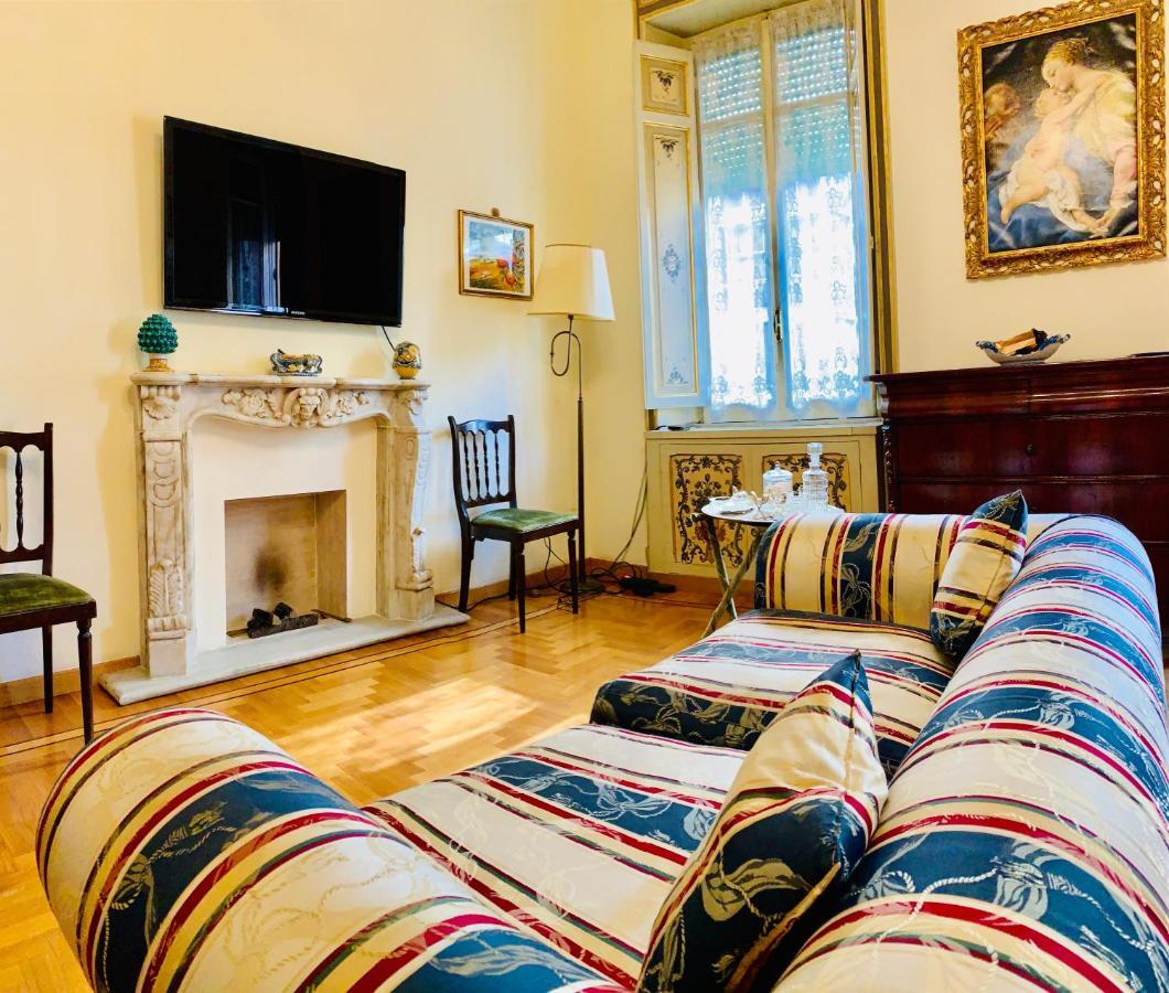 Apartment House Borghese Rome